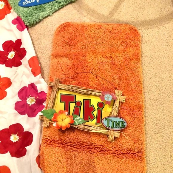 Bath | 3 Bathroom Throw Rugs 2green 1orange | Poshmark